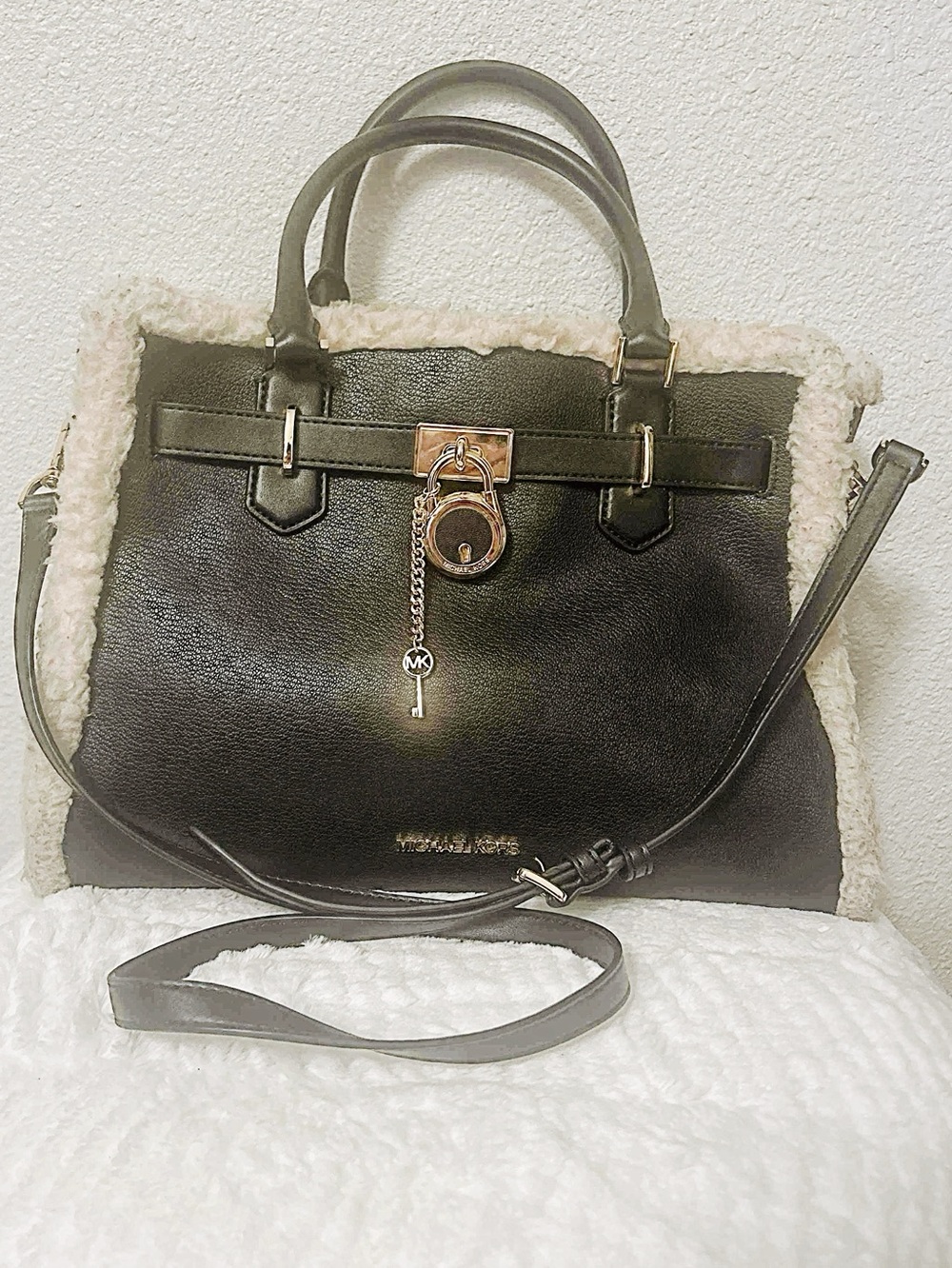 MICHAEL Michael Kors Brown Leather Satchel Crossbody w/lock & key Bag
